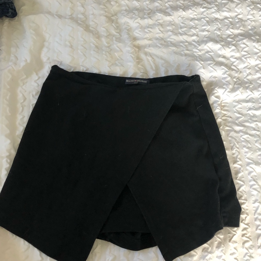 Brandy Melville skort